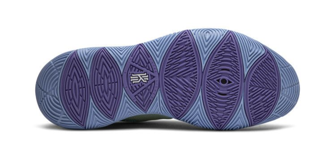 KYRIE 5 "CALAMARDO" | 30.5cm | (EXCLUSIVE)