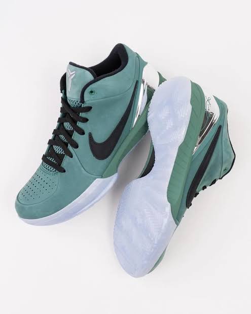 Kobe 4 Girl Dad