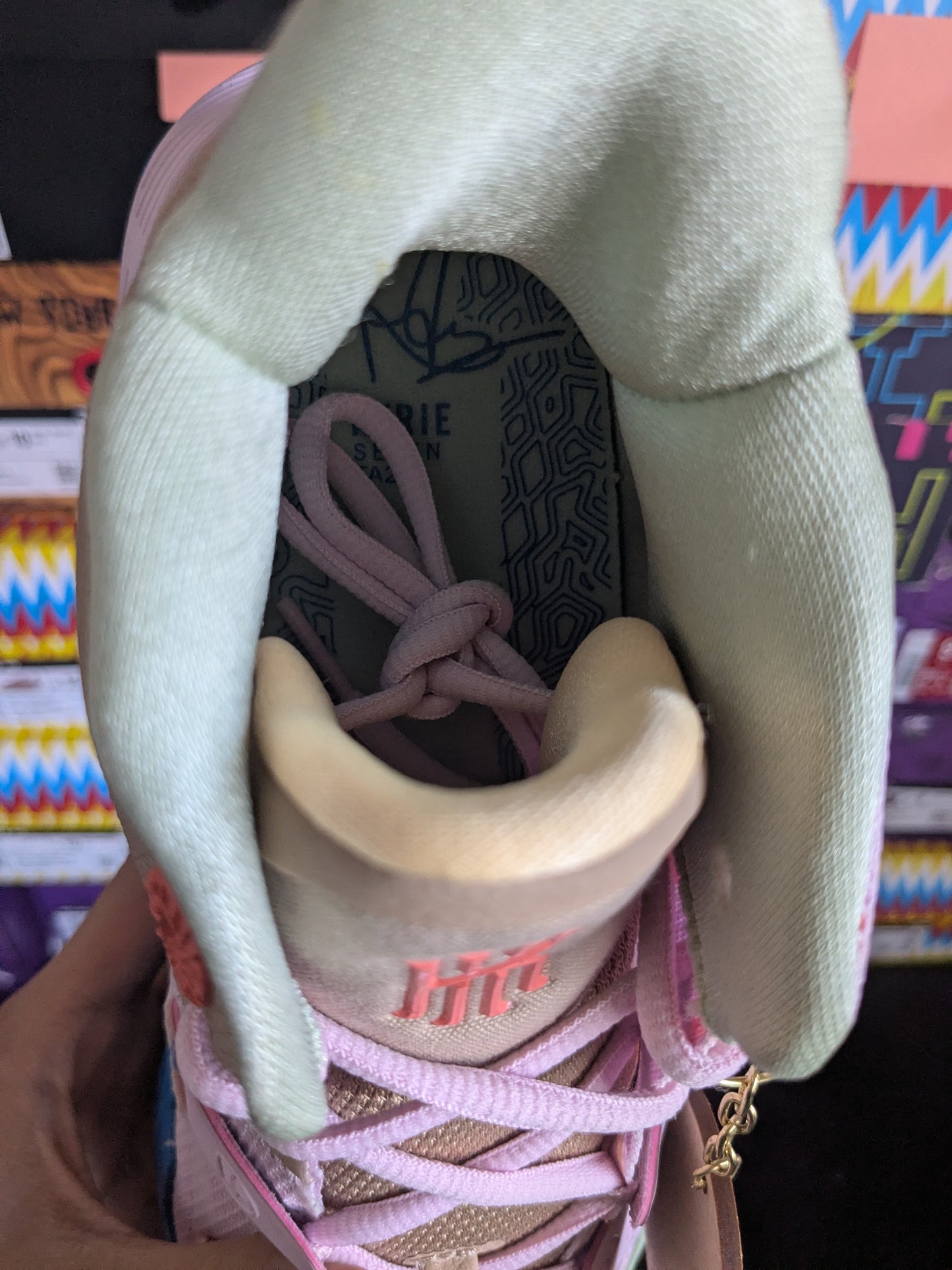 Kyrie 7 "1 World 1 People" | 24.5cm | (EXCLUSIVE)